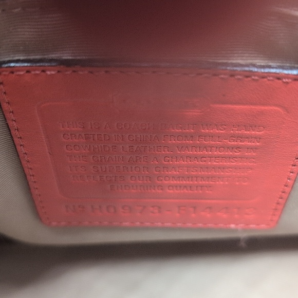 Coach-Coral Patent Leather-Handbag Not Red - Picture 10 of 11